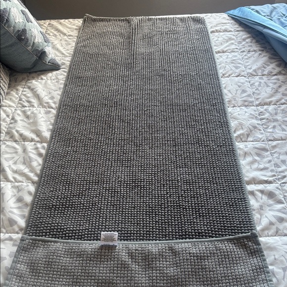 Bath Rug Set - Picture 5 of 7